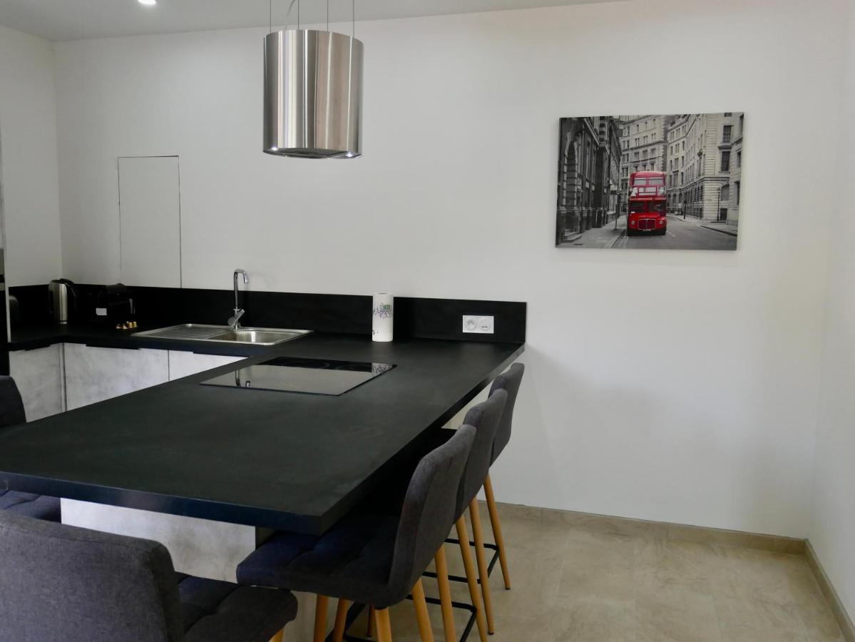 Hotel Port Miou - Coliving - Mas Des Sous Bois Ventabren Exterior foto